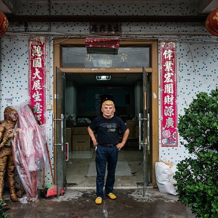 Σε μια βιοτεχνία της Κίνας που κατασκευάζει λαστιχένιους Τραμπ