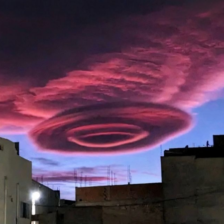 Η ανάρτηση Κολυδά για τα σύννεφα που έμοιαζαν με UFO