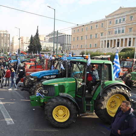 Αγρότες: Αναχωρούν στις 11 π.μ τα τρακτέρ από το Σύνταγμα - Σε ισχύ κυκλοφοριακές ρυθμίσεις 