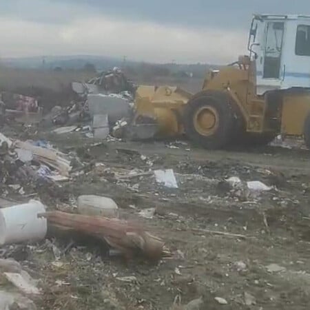 Δήμος Θερμαϊκού: Μαζεύτηκαν 360 τόνοι σκουπίδια - Οι φωτογραφίες που σοκάρουν