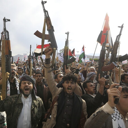 Ποιοι είναι οι Χούτι: Το ξεκίνημα, η κατάληψη της εξουσίας, οι «Ασπίδες» και η «Ύδρα»
