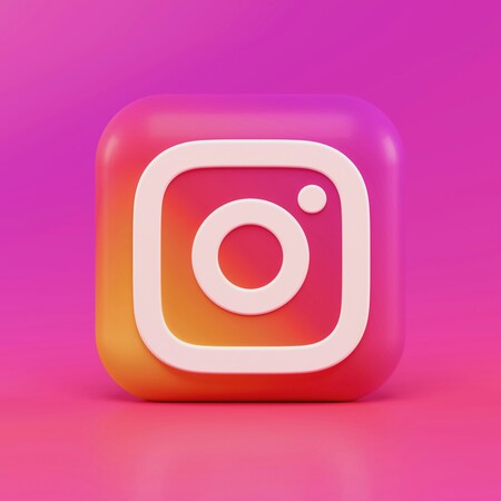 Το Instagram θα ξεκινήσει να θολώνει τις γυμνές φωτογραφίες που στέλνονται στο chat