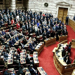 Βουλή: Υπερψηφίστηκε ο προϋπολογισμός του 2020 με 158 «ναι»