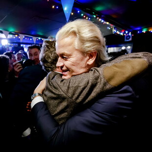 Εκλογές στην Ολλανδία: Νικητής ο ακροδεξιός Γκέερτ Βίλντερς- Πανηγυρίζουν Όρμπαν, Λεπέν