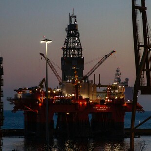 Οι μεγαλύτερες πετρελαϊκές του κόσμου έχουν κέρδη 281 δισ. από την εισβολή στην Ουκρανία