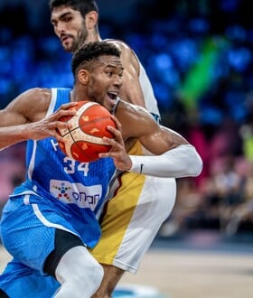 Eurobasket 2025: Η Εθνική υπέταξε τους Ισπανούς με 90-86