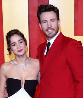 ΚΡΙΣ ΕΒΑΝΣ ΑΛΜΠΑ ΜΠΑΠΤΙΣΤΑ