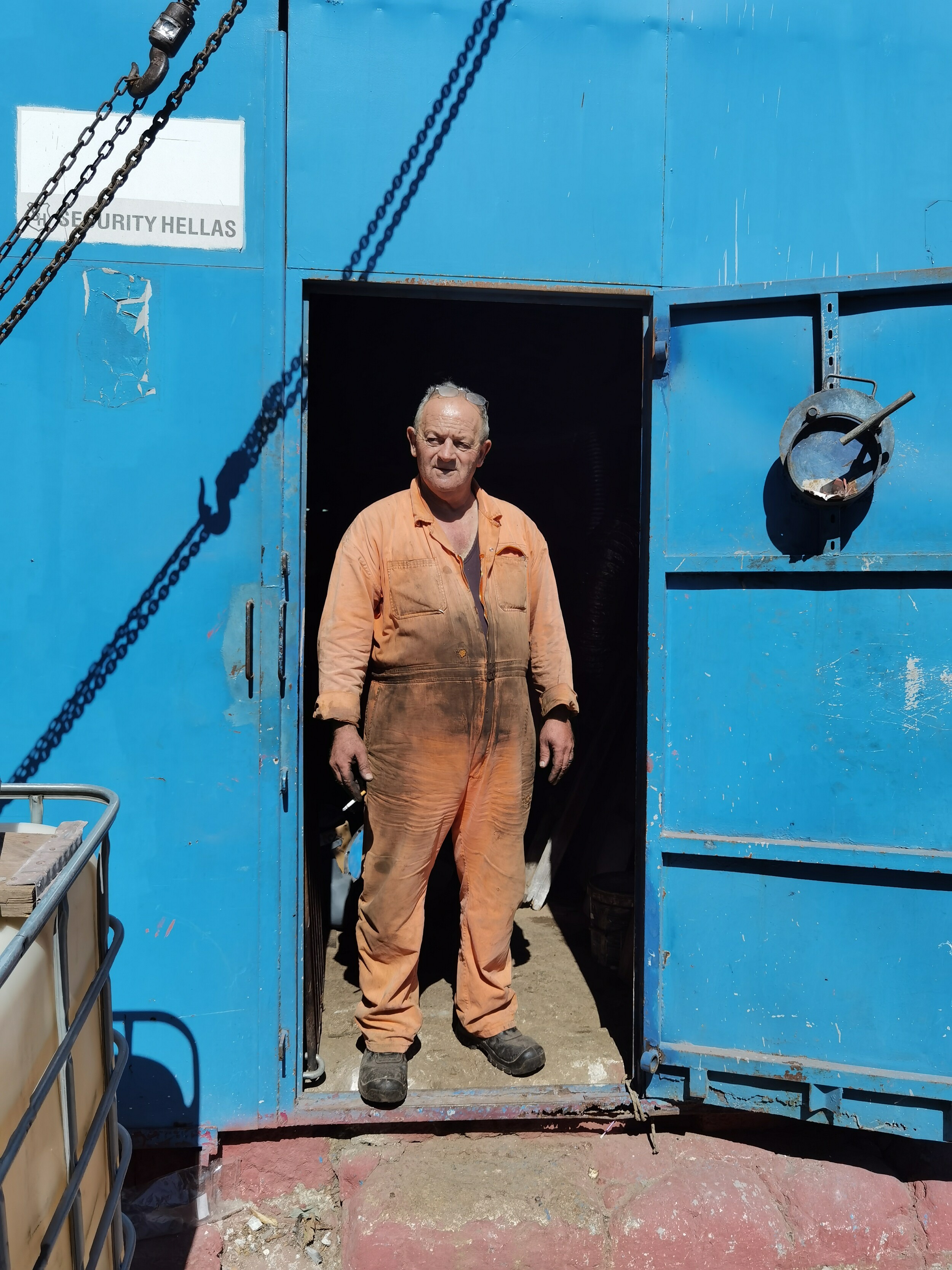 Στα παλιά μηχανουργεία του Πειραιά κρύβονται οι συνωμότες του Προμηθέα