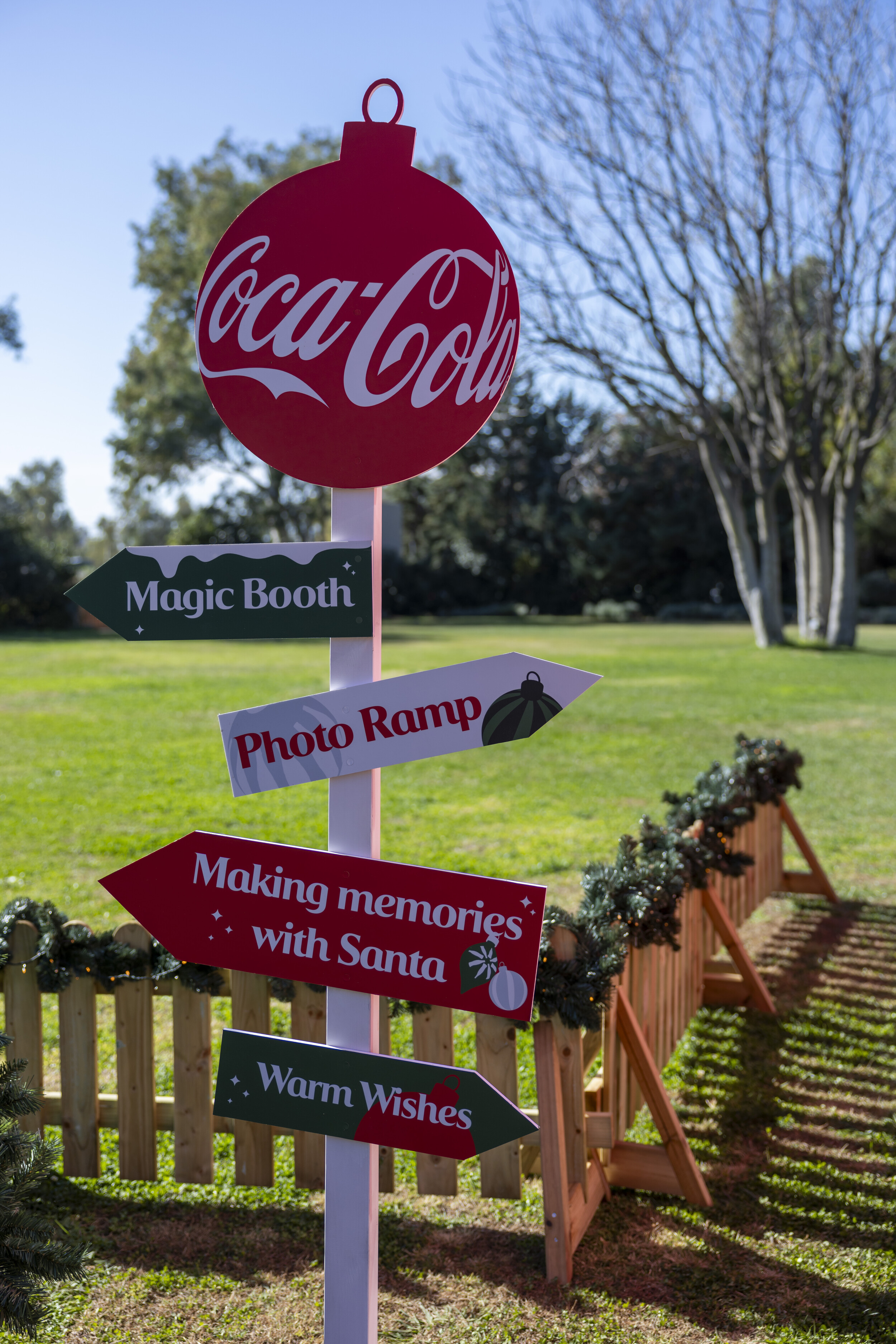 Η Coca-Cola ενώνει τις δυνάμεις της με το «Μπορούμε» για να φτάσει η μαγεία των Χριστουγέννων σε όσους έχουν ανάγκη