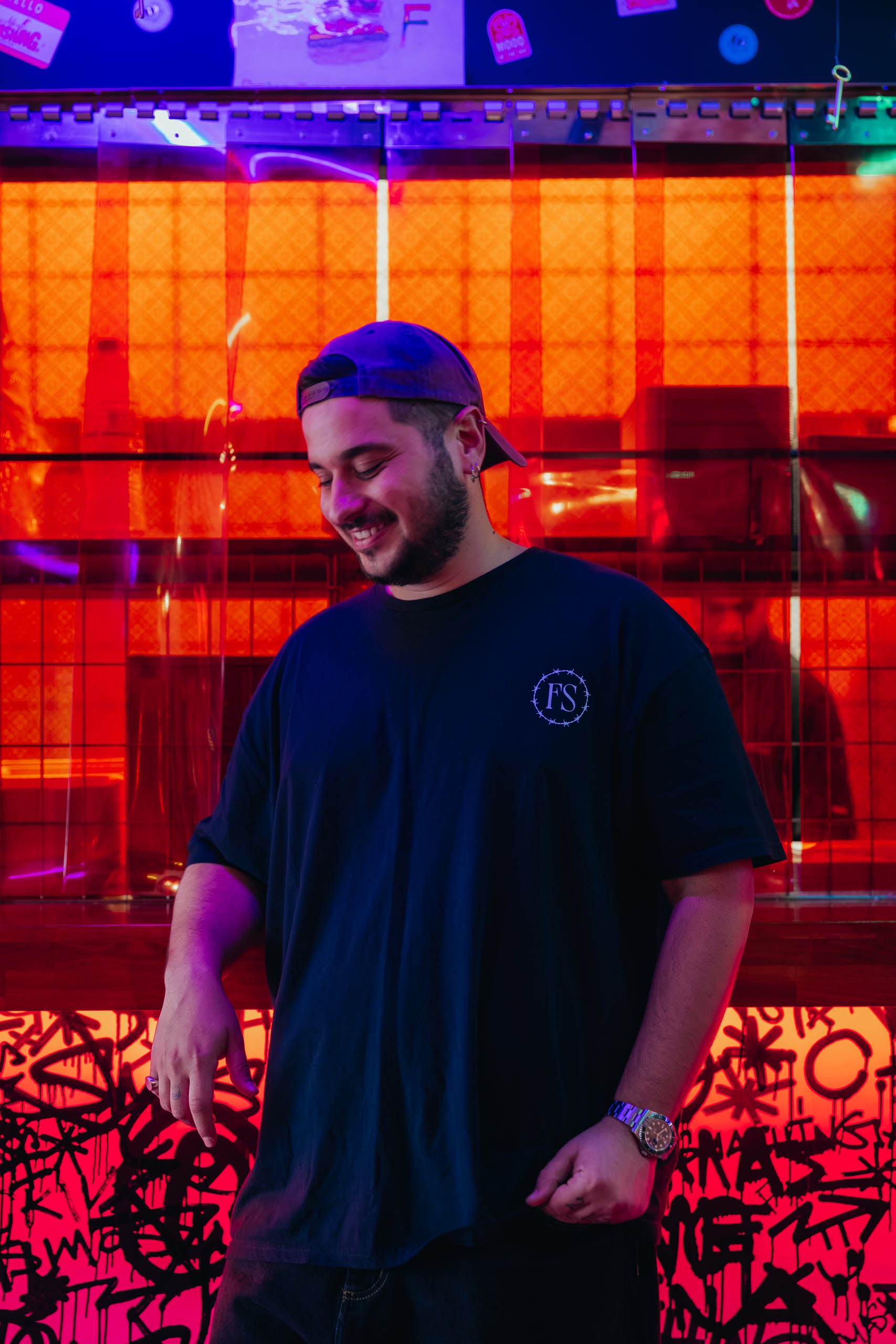 Στο F* Smashing για burgers με crispy μπιφτέκια, sando και buffalo wings με ασιατικό twist