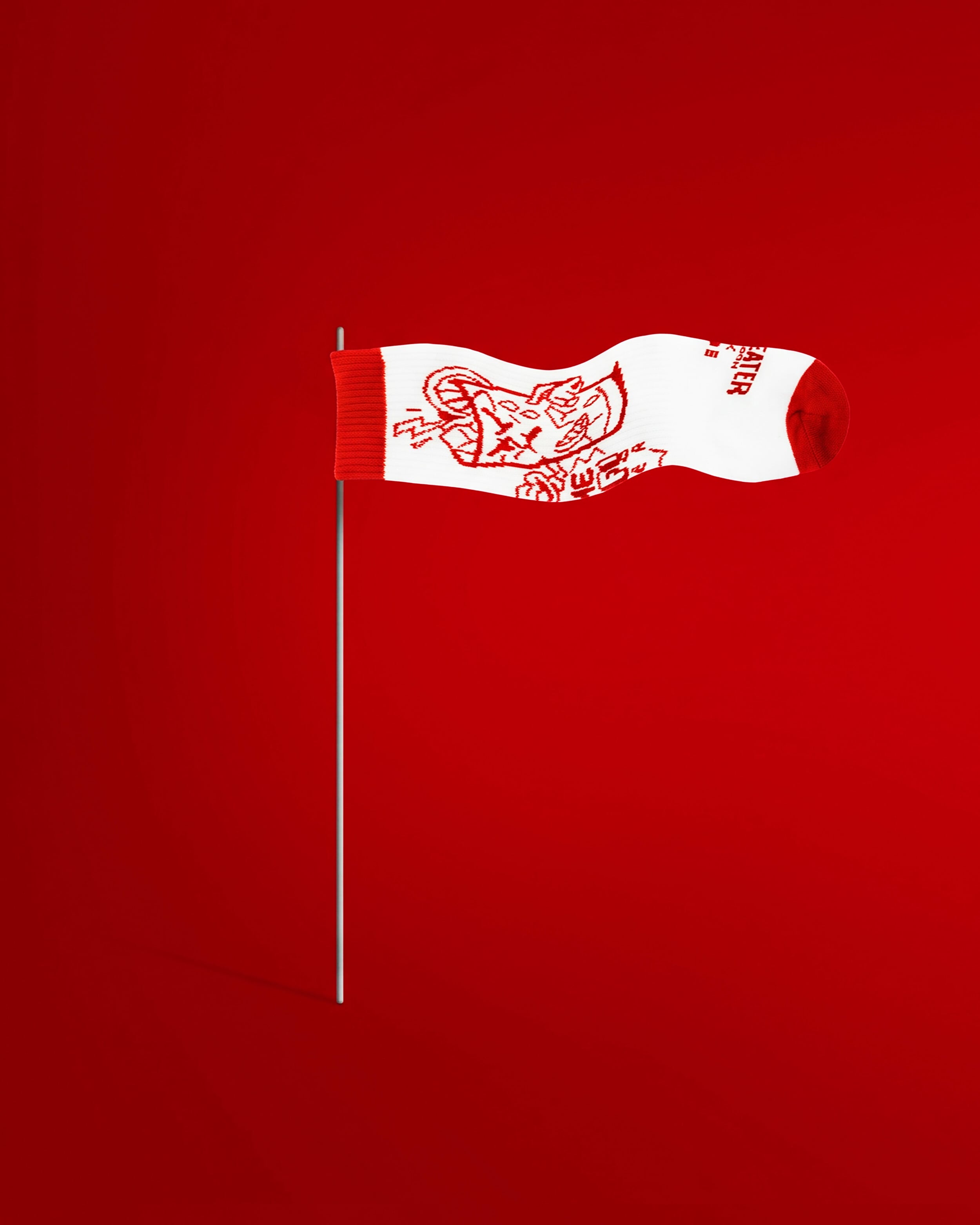 Beefeater x Ode to Socks: Το ολόφρεσκο, αναπάντεχο crossover του αθηναϊκού urban στιλ 