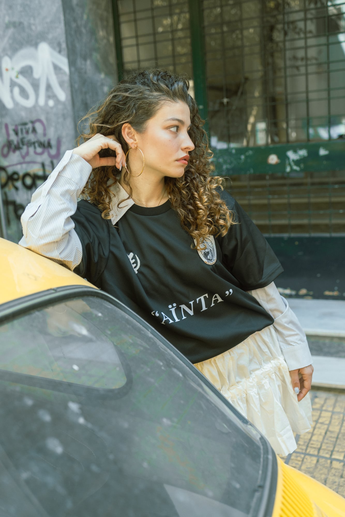 Η cool πλευρά της πόλης σε ένα lookbook: Το συλλεκτικό jersey Νύμφη x Νέγρος του Μοριά