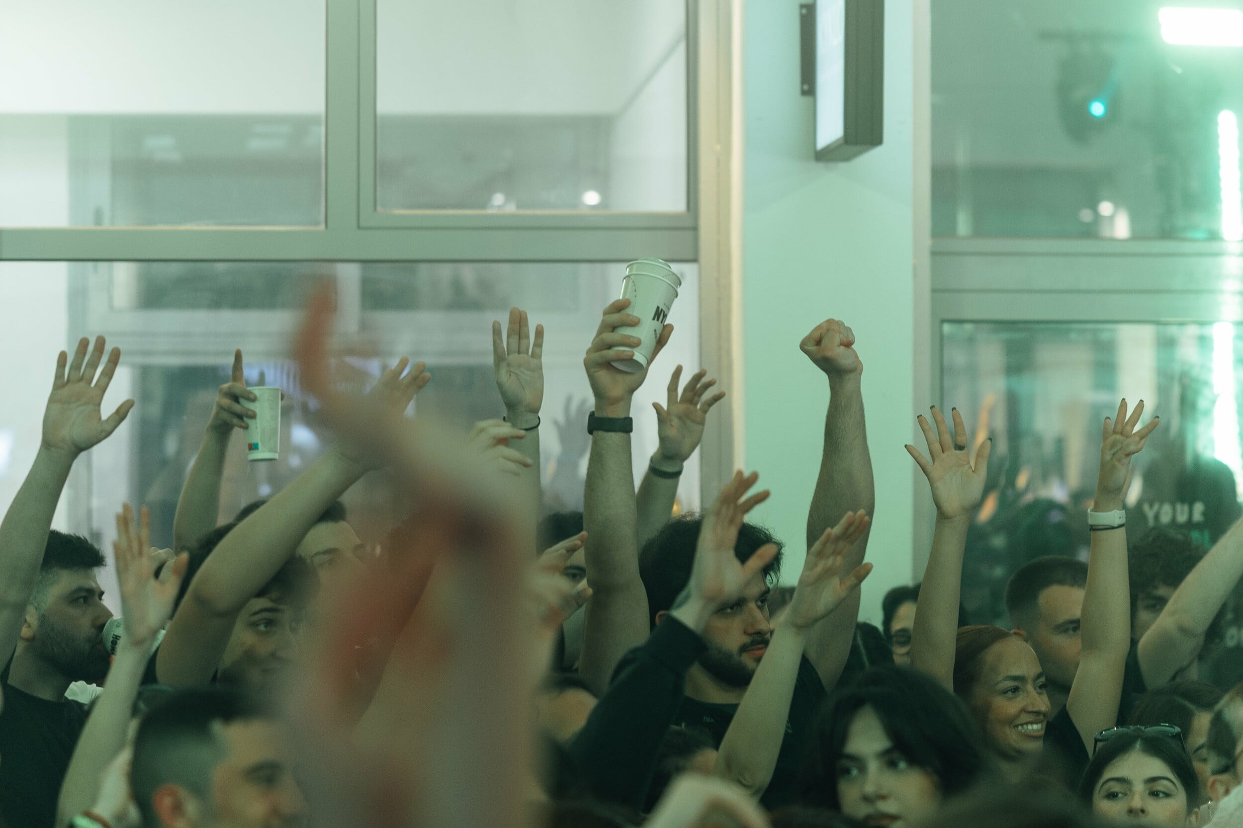 O Νέγρος του Μοριά επέστρεψε στην Κυψέλη για ένα εκρηκτικό λάιβ 