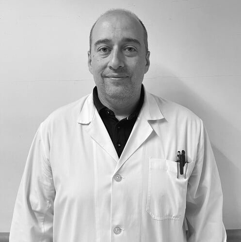 Δρ. Θεόδωρος Κ. Τέγος Παθολόγος Ογκολόγος MD, PhD, Eπιμελητής Α’ ΓΝΑ «Ο Ευαγγελισμός», Ογκολογική Κλινική «Μητέρα» (Όμιλος «Υγεία»)