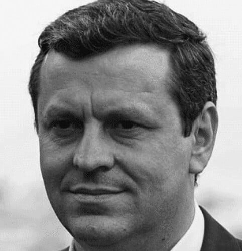  Γιώργος Καμπύλης