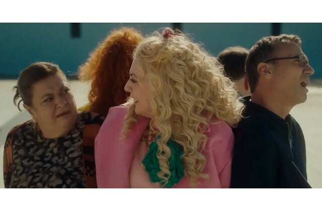 Στο Παρά Πέντε»: Στη δημοσιότητα το τρέιλερ του επετειακού επεισοδίου | LiFO