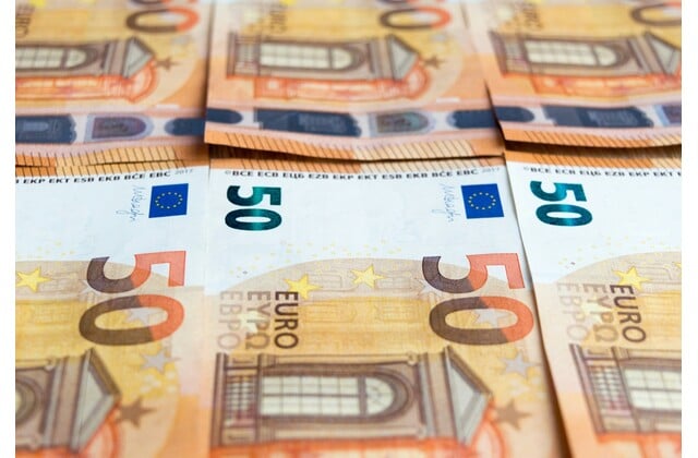 ΣΥΝΤΑΞΕΙΣ ΜΑΡΤΙΟΥ ΠΟΙΟΙ ΠΛΗΡΩΝΟΝΤΑΙ ΠΡΩΤΟΙ