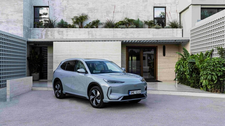 Το Geely EX50 ξεχωρίζει με τον δικό του τρόπο
