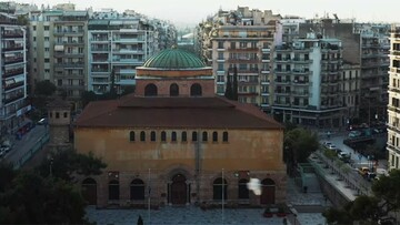 Περιπλάνηση στην έρημη Θεσσαλονίκη με ένα 4K βίντεο από drone