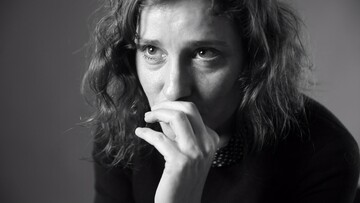 Αναγνώσεις: Η Αγγελική Παπούλια διαβάζει αποσπάσματα από το «Λεντς » του Γκέοργκ Μπύχνερ