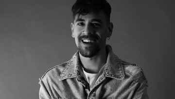 O 25χρονος Angel Saft σκηνοθετεί τα πιο επιτυχημένα ελληνικά χιπ-χοπ βίντεο κλιπ