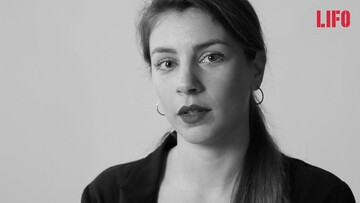 «Ας είναι ελαφρύ το νοικοκυριό που τους σκεπάζει»: Η Νάνσυ Μπούκλη διαβάζει ένα ποίημα του Αργύρη Χιόνη