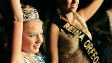 ​La Reina: Η ιστορία ενός κοριτσιού που ήθελε να στεφθεί Βασίλισσα του Καρναβαλιού