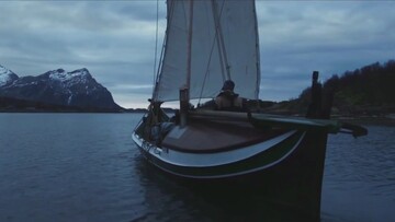 Η μυστική ζωή ενός παραδοσιακού Νορβηγού κατασκευαστή πλοίων στα φιόρδ