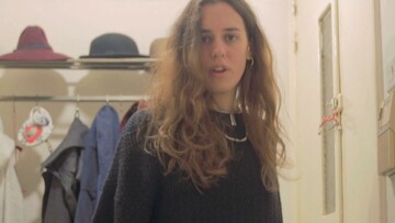 Το νέο περιοδικό GIRL.IS.A.GUN παρουσιάζει μια ερωτική ιστορία μέσα από τα μάτια ενός αγοριού