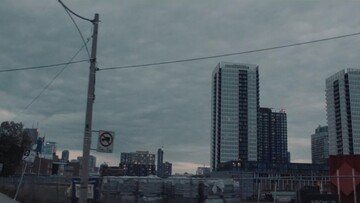 Βγες έξω στο πλήθος (My One Demand Μέρος 2)