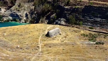 Τα ξεχασμένα γερμανικά πυροβολεία στον Ισθμό της Κορίνθου