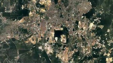 Βλέποντας, επί τρεις δεκαετίες, την γη να αλλάζει από το διάστημα