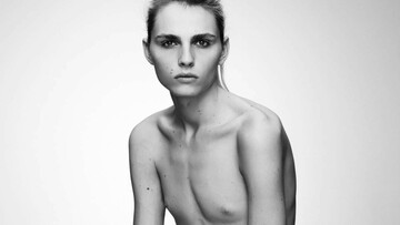 H Andreja Pejic, το διάσημο transgender μοντέλο, μιλάει για τη θηλυκότητα