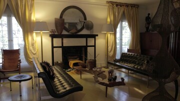 Ο άνθρωπος με το χρυσό ασανσέρ