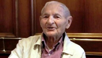 Ο τελευταίος επιζών ομοφυλόφιλος από τα ναζιστικά στρατόπεδα συγκέντρωσης αφηγείται τη ζωή του