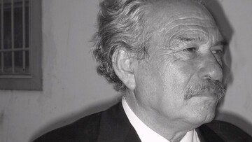 Ο Κουνέλλης στην κάμερα του LIFO.gr