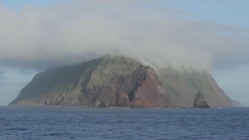 Να γίνουμε ωκεανός: Ο John Cage εμπνέει ένα ποιητικό ταξίδι πάνω από τον Ατλαντικό