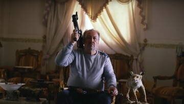 Ο νέος βασιλιάς του χασίς στον Λίβανο εμφανίζεται χωρίς φόβο και πάθος μπροστά στην κάμερα του BBC