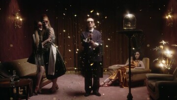 1-800-Vision-Star: ένα τηλεοπτικό σποτ αλά Ντέιβιντ Λιντς