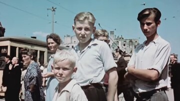Σπάνιο, έγχρωμο φιλμ στο Βερολίνο του 1945 -μόλις ξανάρχιζε να ζει μέσα στα ερείπια