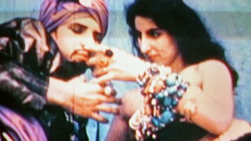 Μία παθιάρικη Μισιρλού στα αραβικά