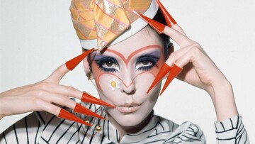 Στο εκπληκτικό pop σπίτι της Peggy Moffitt στο L.A.