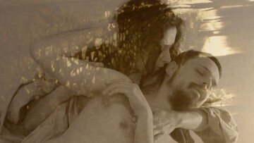 H Χρύσα Καψούλη και το Λευτέρης Παπακώστας διαβάζουν το ποίημα του Πιερ Πάολο Παζολίνι "Προσευχή για τη μητέρα μου"