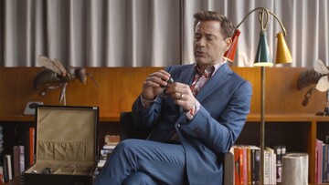 Ο Robert Downey επιδεικνύει την ακραία συλλογή του με ρολόγια χειρός