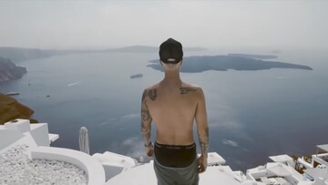 Το «Despacito» φεύγει από το Πουέρτο Ρίκο και πάει Σαντορίνη!