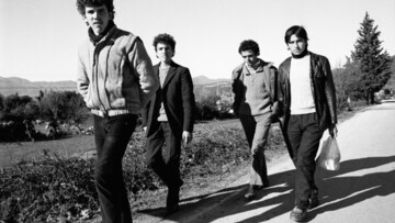 Ήρωες για μια ώρα. Μετανάστες τότε και τώρα.
