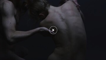 Γυμνές φιγούρες σε χορευτικές συνομιλίες: Το "Body" του Anenon