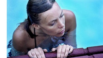Τα εμβληματικά πορτρέτα της Joni Mitchell με αφορμή τα 75α της γενέθλια