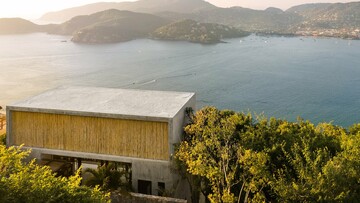 Ένα μινιμαλιστικό εξοχικό στη δυτική ακτή του Μεξικού με θέα τον Ειρηνικό Ωκεανό