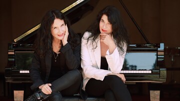 Katia & Marielle Labèque: Οι δίδυμες γαλλίδες που παίζουν ταυτόχρονα πιάνο